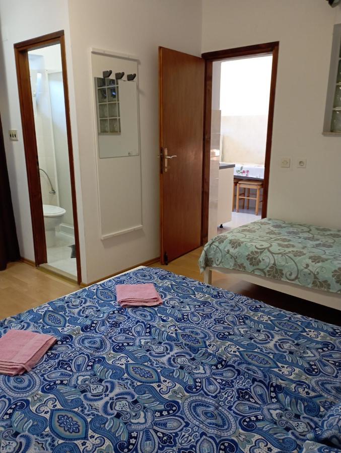 Apartments Mare Новиград Экстерьер фото